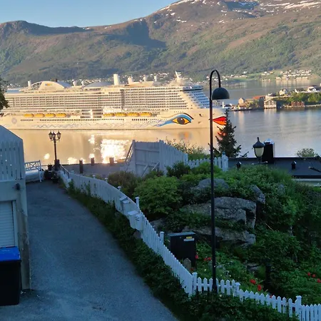Leilighet Duze Mieszkanie W Centrum Ålesund